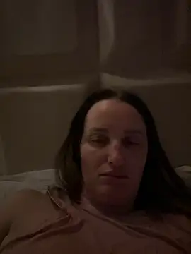 TomilaSi online show from April 16, 8:08 pm