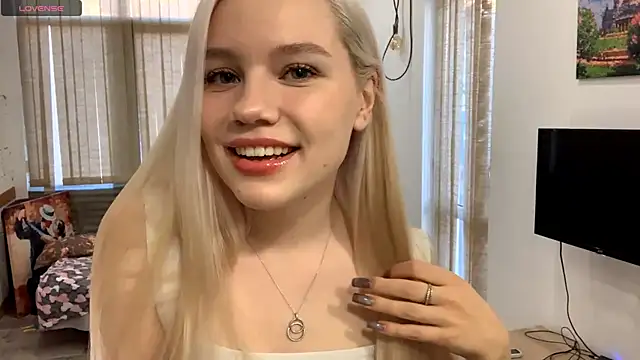 MistikMinx online show from December 20, 1:15 pm