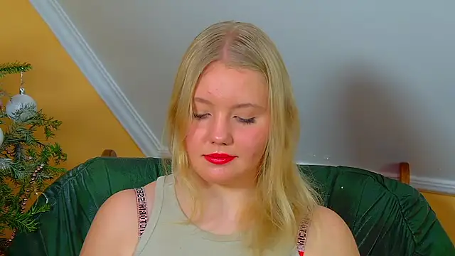 EmilyEvanse online show from December 21, 6:39 am