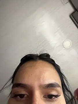 SaraAndrade  online show from March 20, 12:04 am