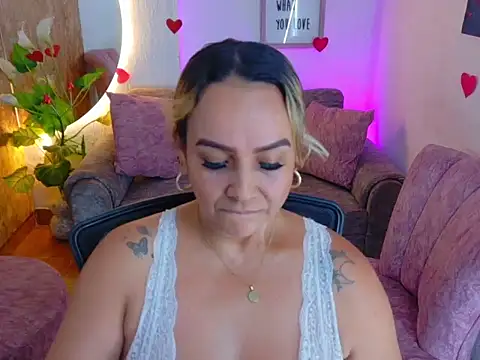 Aunty milf online show from January 12, 7:08 pm