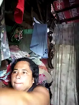 pretty hotmom07 online show from December 5, 7:19 am