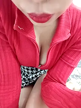 Triptii 0 online show from January 8, 7:40 pm