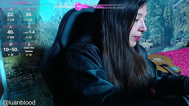 luanablood online show from December 16, 12:05 am