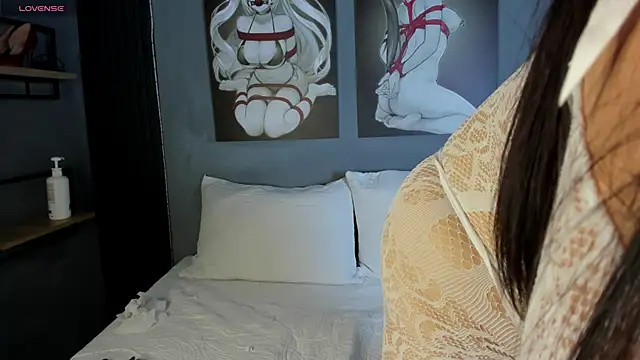 nora temptress online show from April 20, 6:11 pm