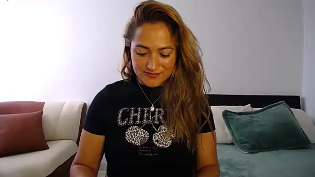 ximenaxcite19 online show from February 18, 1:43 pm