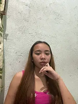 lilly delaney online show from April 1, 2:12 am