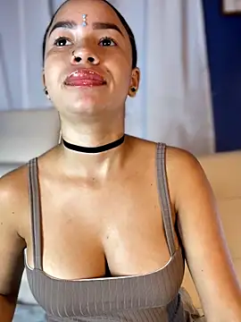 ZoeyFierce online show from December 20, 2:10 pm