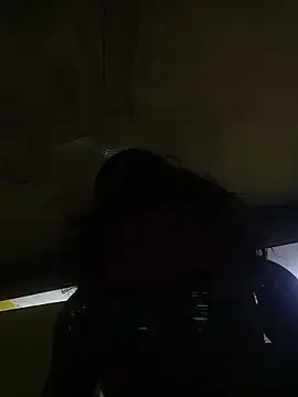 qaarlyfogosa online show from December 15, 8:58 pm