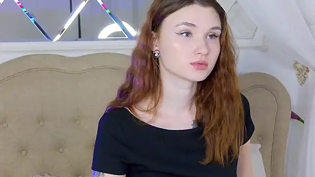 CrystalBrooks online show from November 30, 8:46 pm