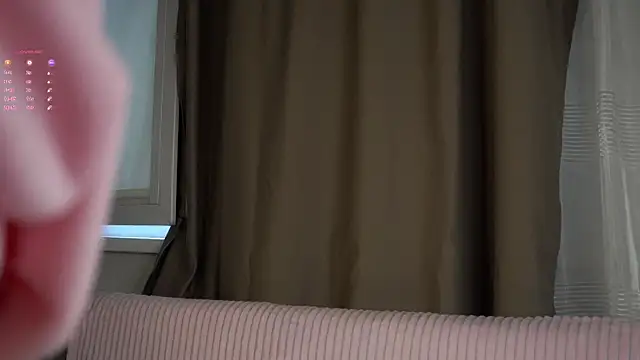 AunclreaVache online show from April 19, 3:06 am