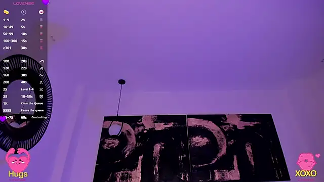 LisaFlowers  online show from April 15, 11:22 am