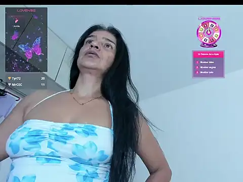 sweetCatallina online show from March 26, 1:24 pm