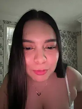 sweet ruby  online show from May 30, 1:36 am