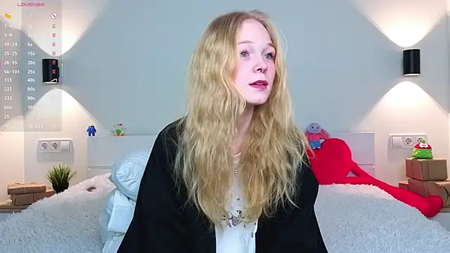 GhisllaineWestler online show from February 15, 6:49 am