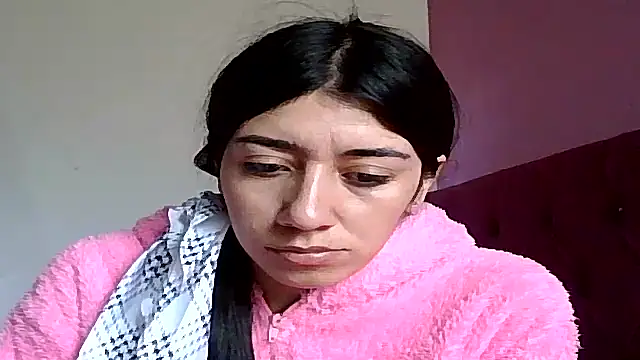 TaylorLove- online show from January 16, 3:30 pm