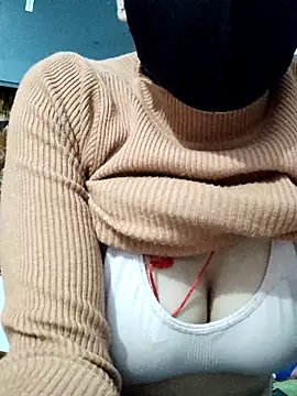 RADHIKA-1143 online show from December 20, 12:09 pm