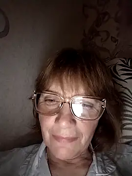 MichelleLove48 online show from April 29, 7:52 pm