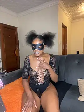 Fancy Face28 online show from January 5, 10:35 pm