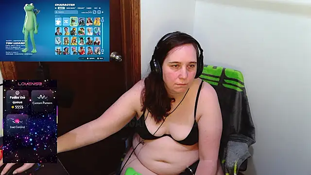 msgamergirl69 online show from March 9, 3:31 am