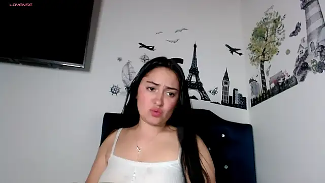 MisNicol online show from December 16, 11:10 pm