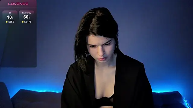 lololozhechka online show from December 13, 8:26 pm