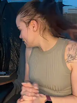 LoreenKinky online show from February 18, 7:13 pm