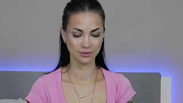 RachaelMils online show from December 20, 4:16 am