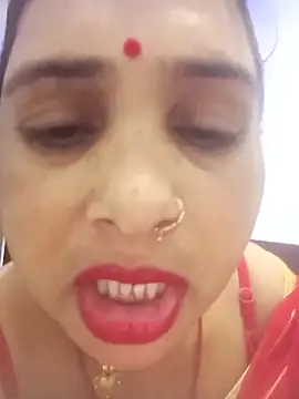 Your-shreya143 online show from February 20, 7:32 am