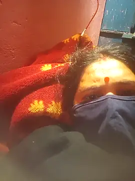 Your-shreya143 online show from December 18, 2:33 pm