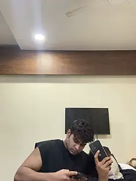 Vihaaanfucks online show from February 20, 3:46 pm