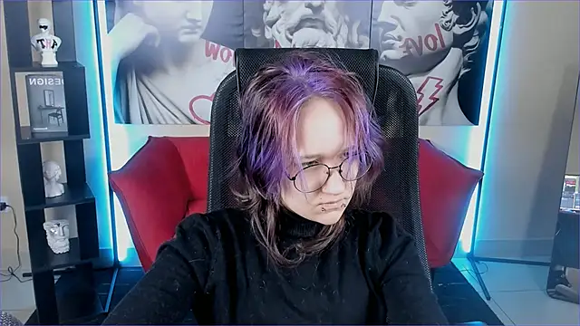 Sylvia Reed online show from December 21, 10:08 am