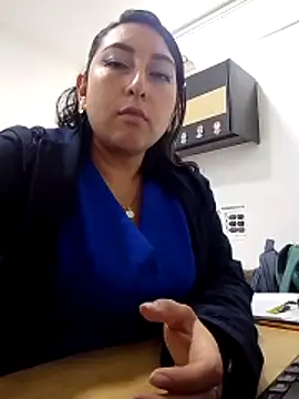 Valeria montana  online show from February 6, 2:20 pm