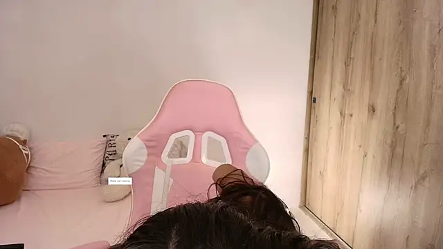 phia carter online show from April 7, 1:07 am