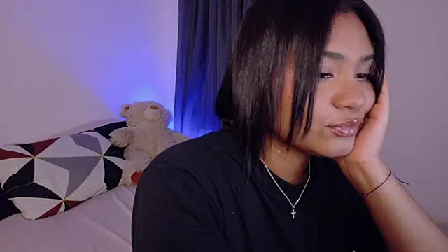 Aregoe Art online show from December 3, 8:44 pm