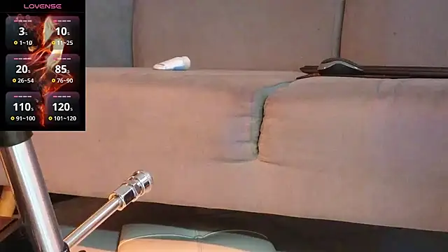 Saly Moon1 online show from February 4, 6:49 am