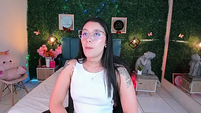 GabyyCute  online show from December 17, 3:44 am