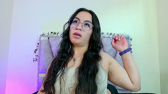 iris and damian online show from March 19, 6:01 pm