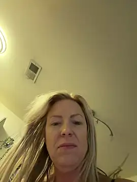 sinfulsara online show from February 20, 10:17 am