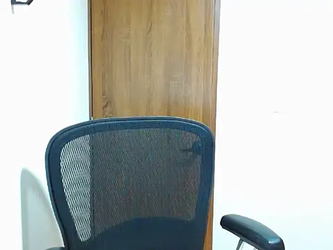 Ammy pearsn online show from April 8, 7:38 pm