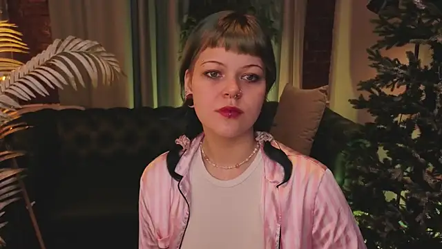 HelyEre online show from December 3, 9:39 pm