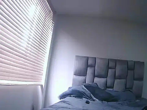 Fernanda andrew online show from June 2, 5:03 pm
