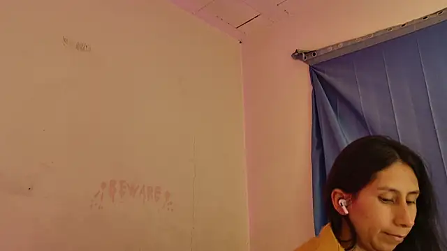 MoonLipsON- online show from April 9, 8:31 am