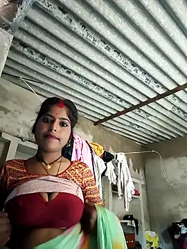 Ponam sexy online show from February 14, 9:00 am