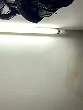 Mon babyy online show from January 18, 11:39 am