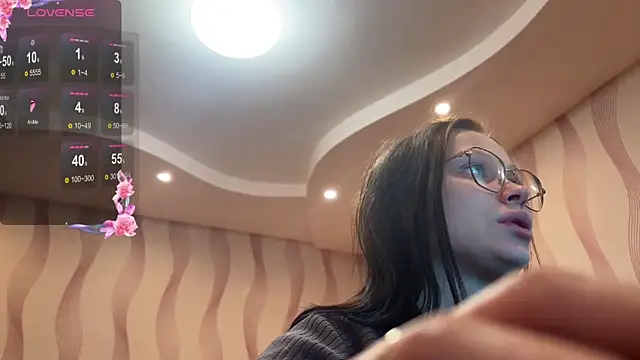 MeganBabyFox online show from January 13, 9:41 pm