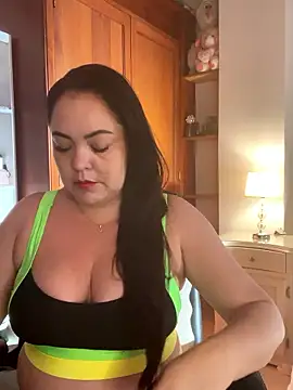 EmiHarrys online show from January 16, 10:06 pm