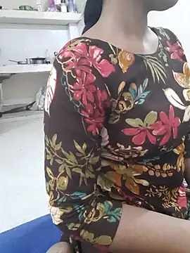 Riya rani8 online show from February 15, 3:44 pm