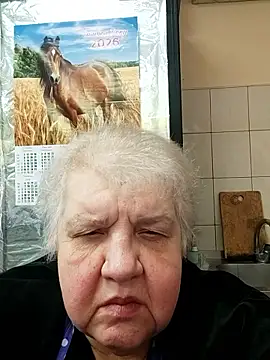 HapinessLovee online show from January 13, 9:24 am