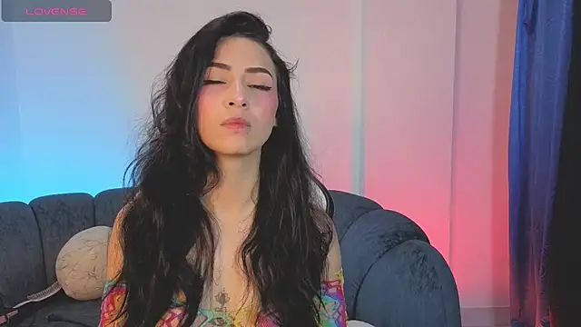 Madison Cortes online show from December 4, 11:05 pm